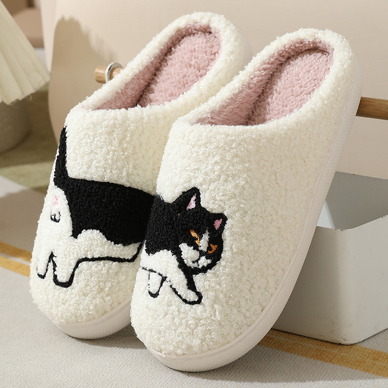Winter Plush Cute Dachshund Em - огляд і ціна Embroidery Room